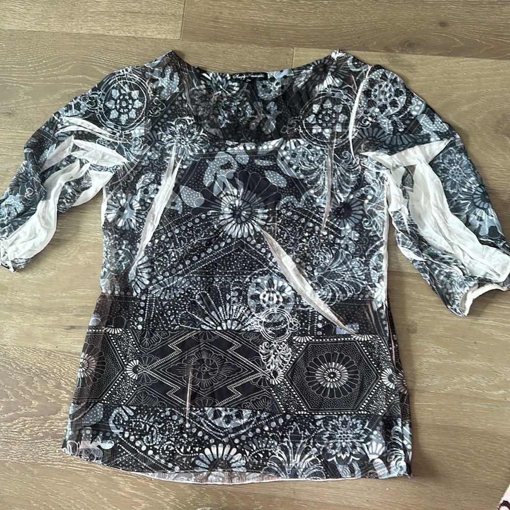NWOT Simply Irresistible Top Size L